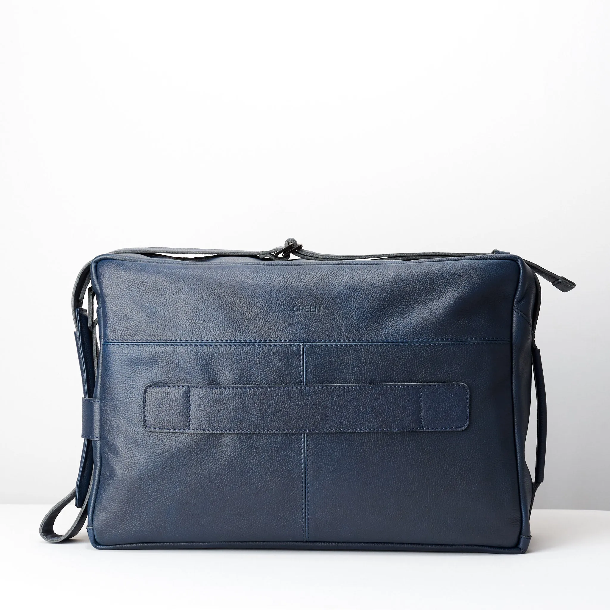 Addox Messenger Bag · Navy