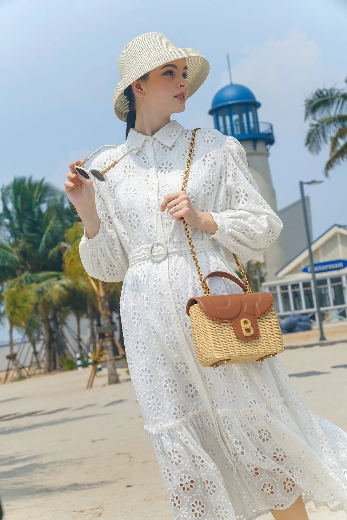 Alma Rattan Bag Medium - Caramel