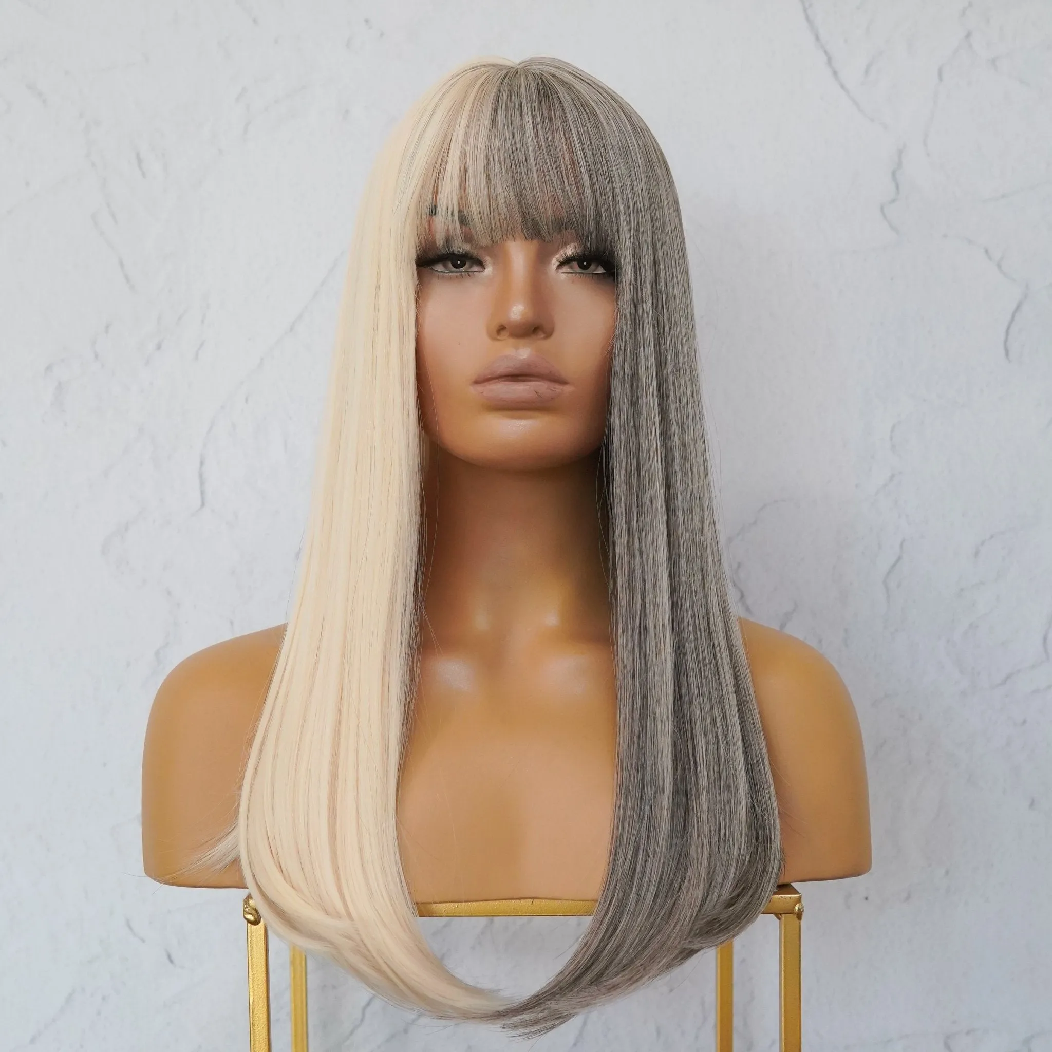 ASHLEY Grey Fringe Wig