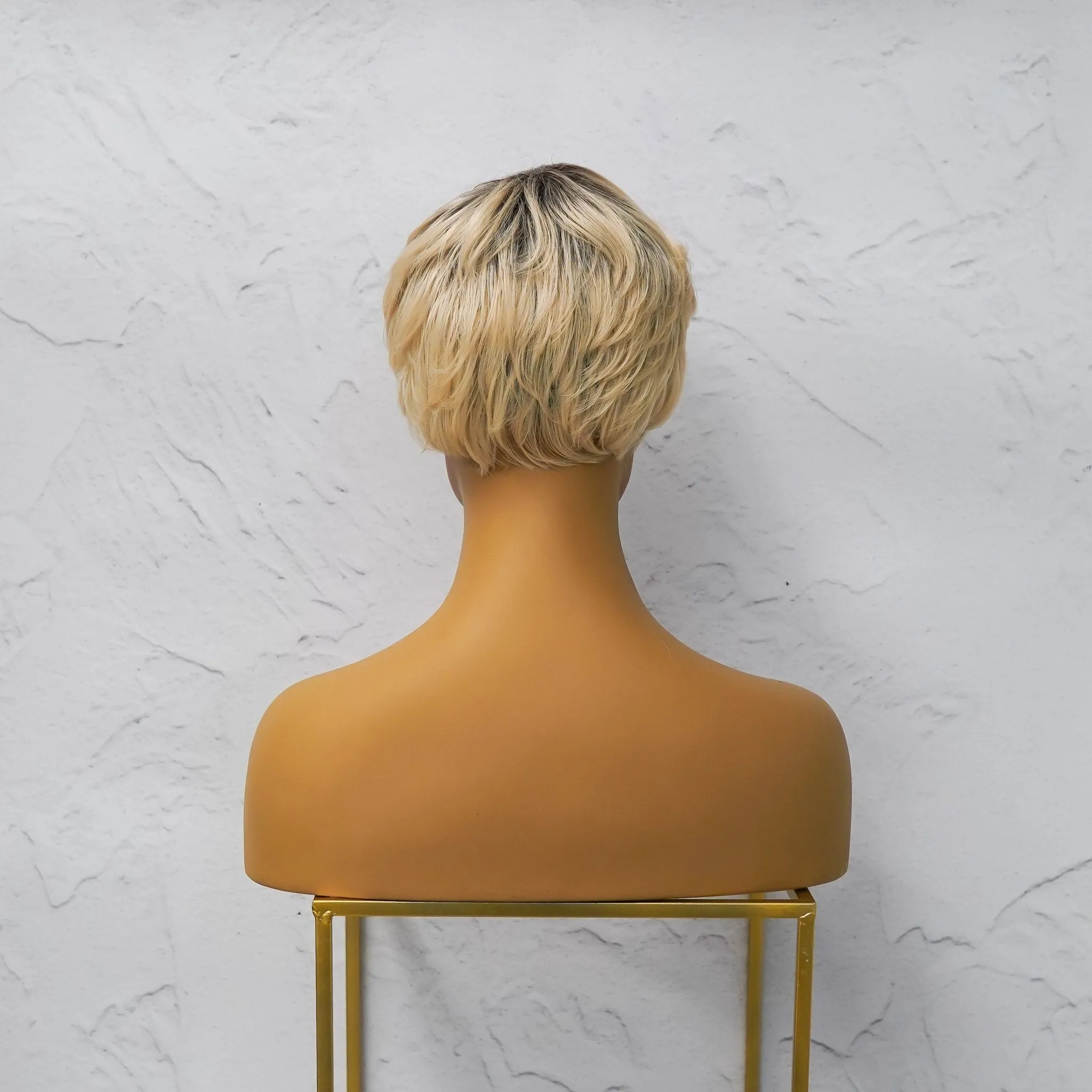 AUDREY Ombre Blonde Fringe Wig