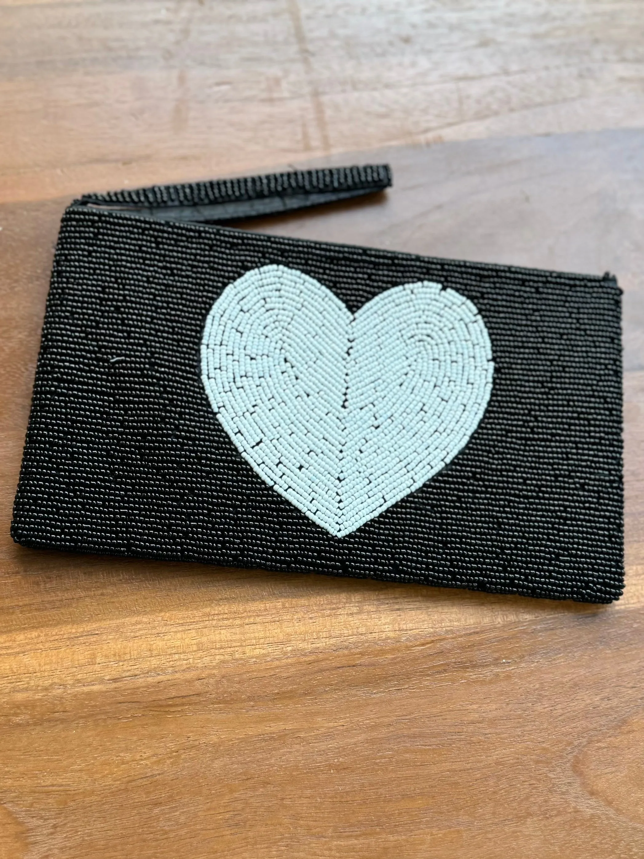 Black Heart Motif Beaded Purse (Large)