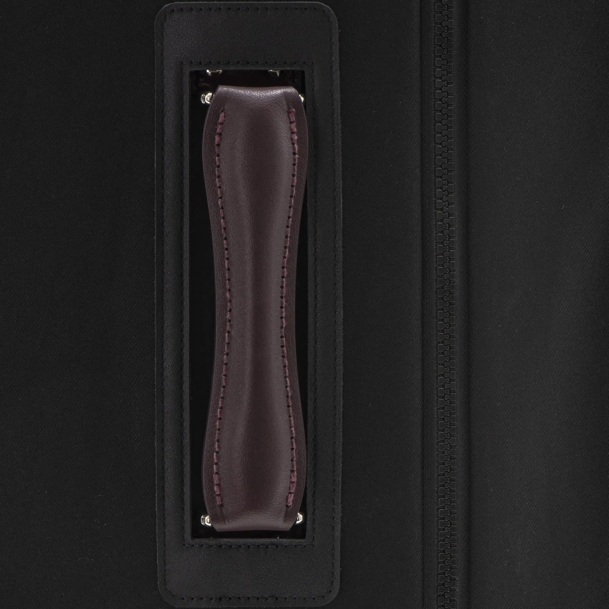 Case Cover · XL Trunk - 4W | Black