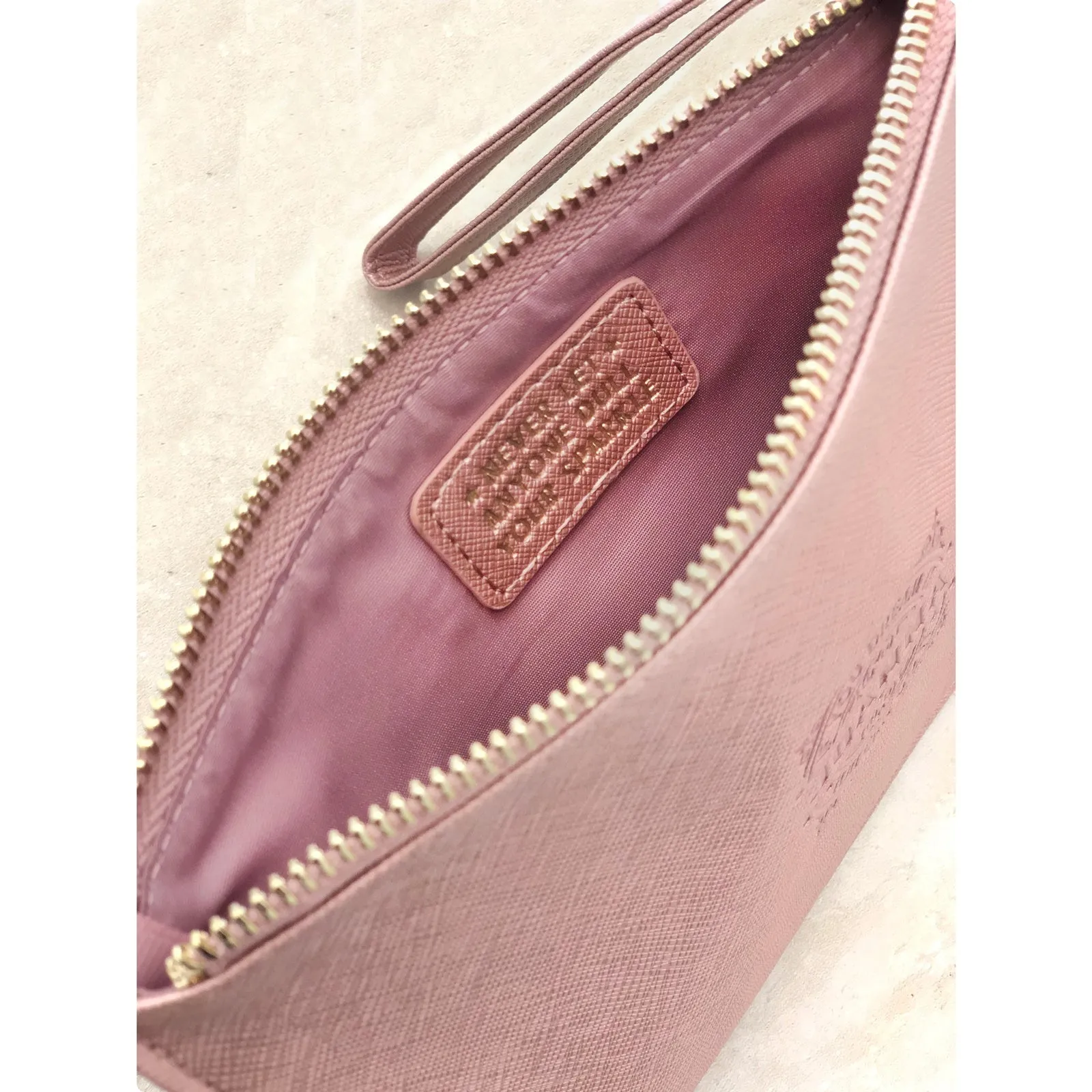 Clutch Bag With Handle & Embossed Text "Hannah"