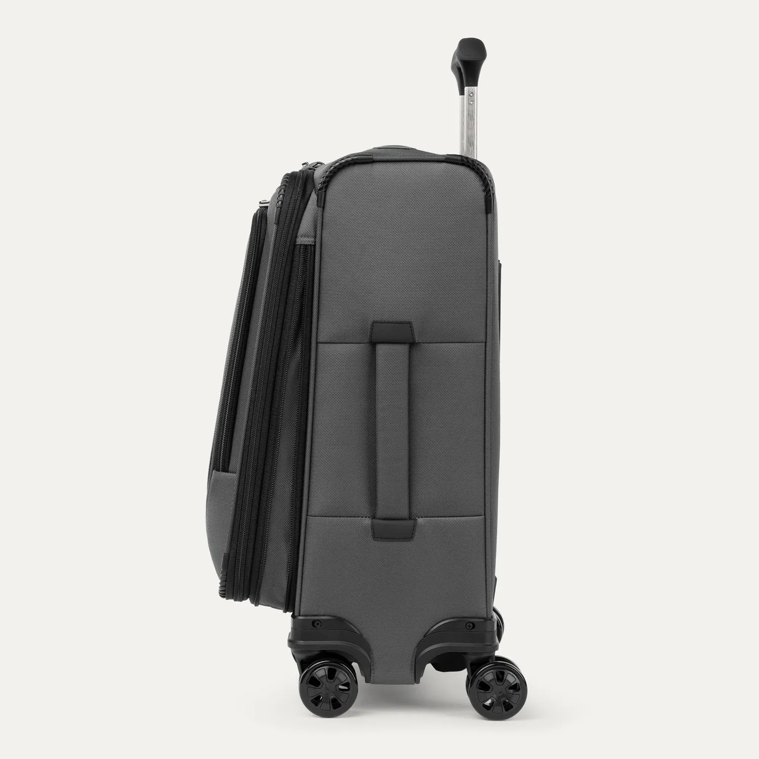 Crew™ Classic Carry-On Spinner