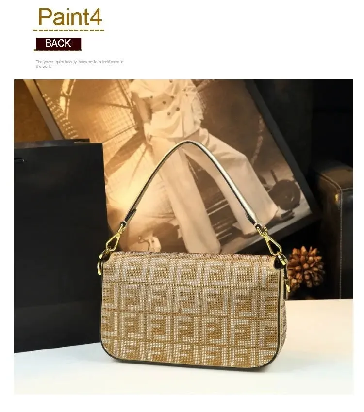 FENDI Shoulder Bag 1009