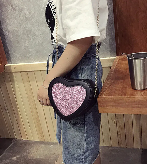 Glitter heart detail chain bag