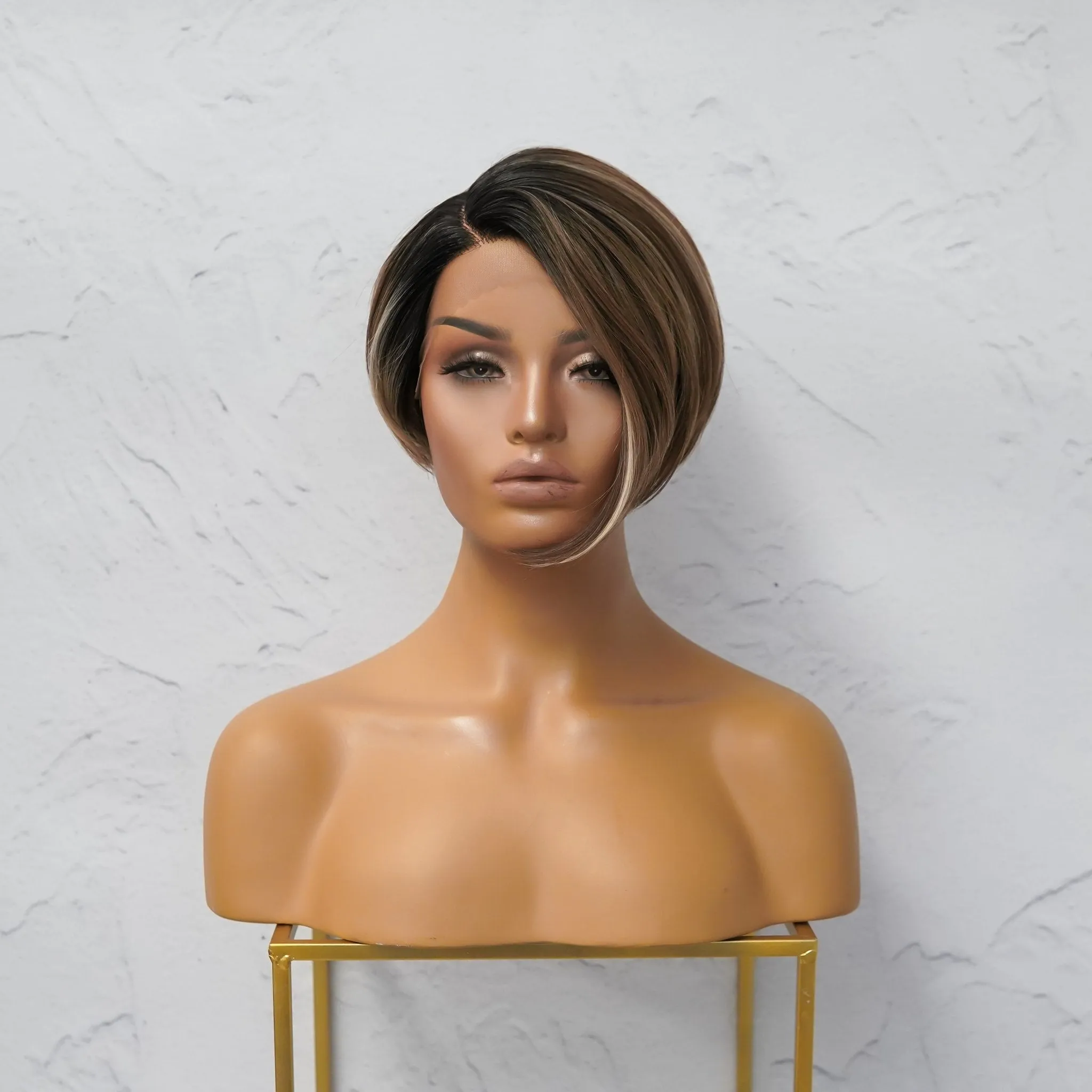 HARRIET Mocha Fringe Wig