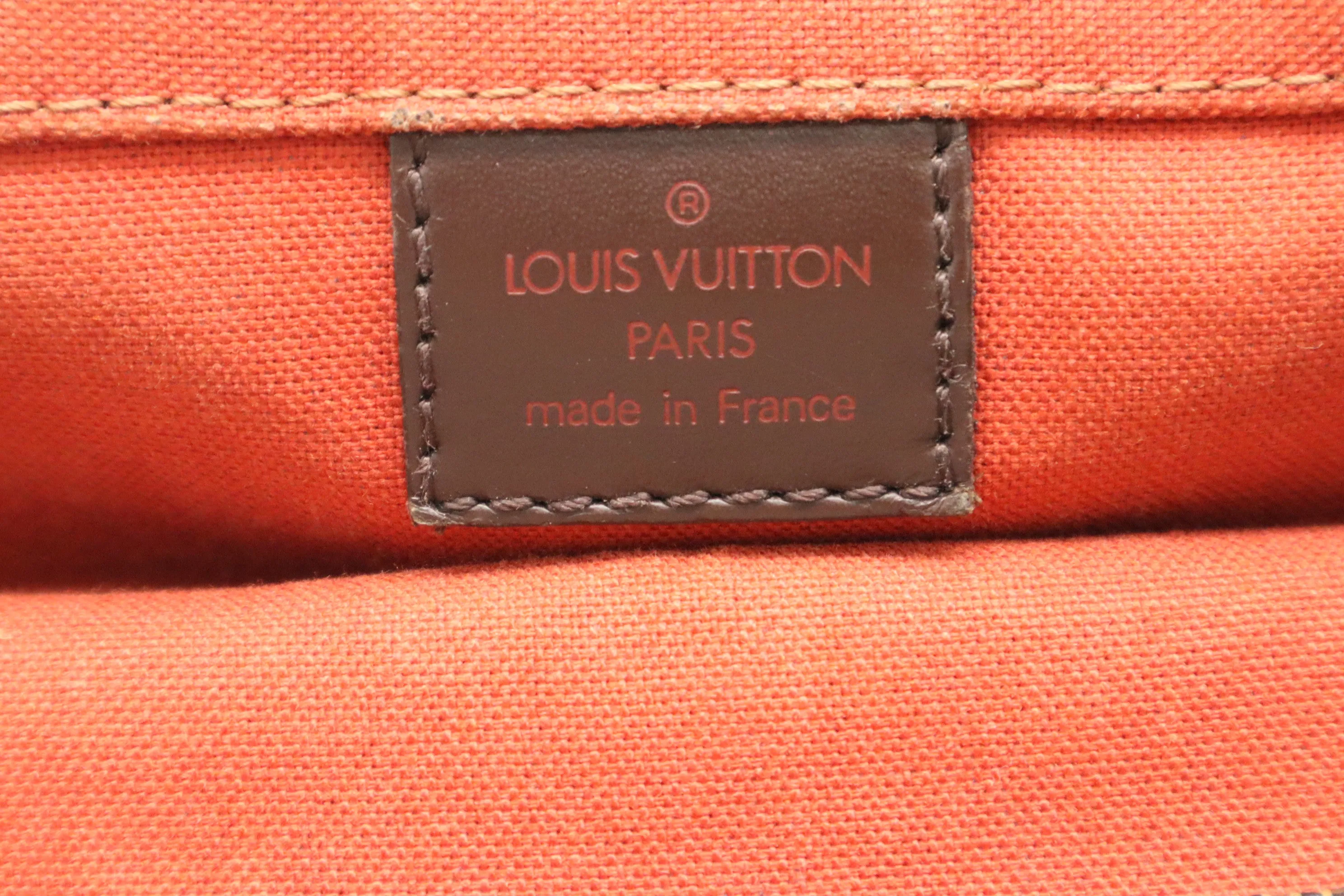 Louis Vuitton Bastille MM Messenger Bag in Damier Ebene Canvas