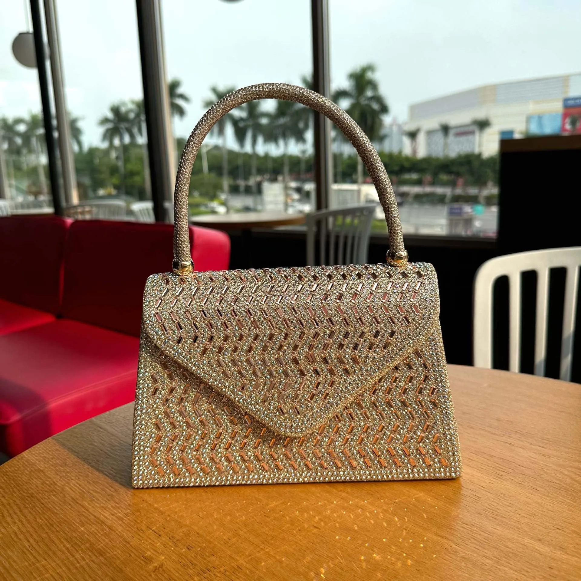 New Rhinestone Dinner Handbag | Elegant Evening Statement