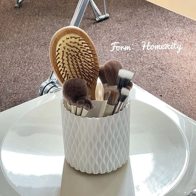 ROTATING COMETIC BRUSH HOLDER ORGANIZER