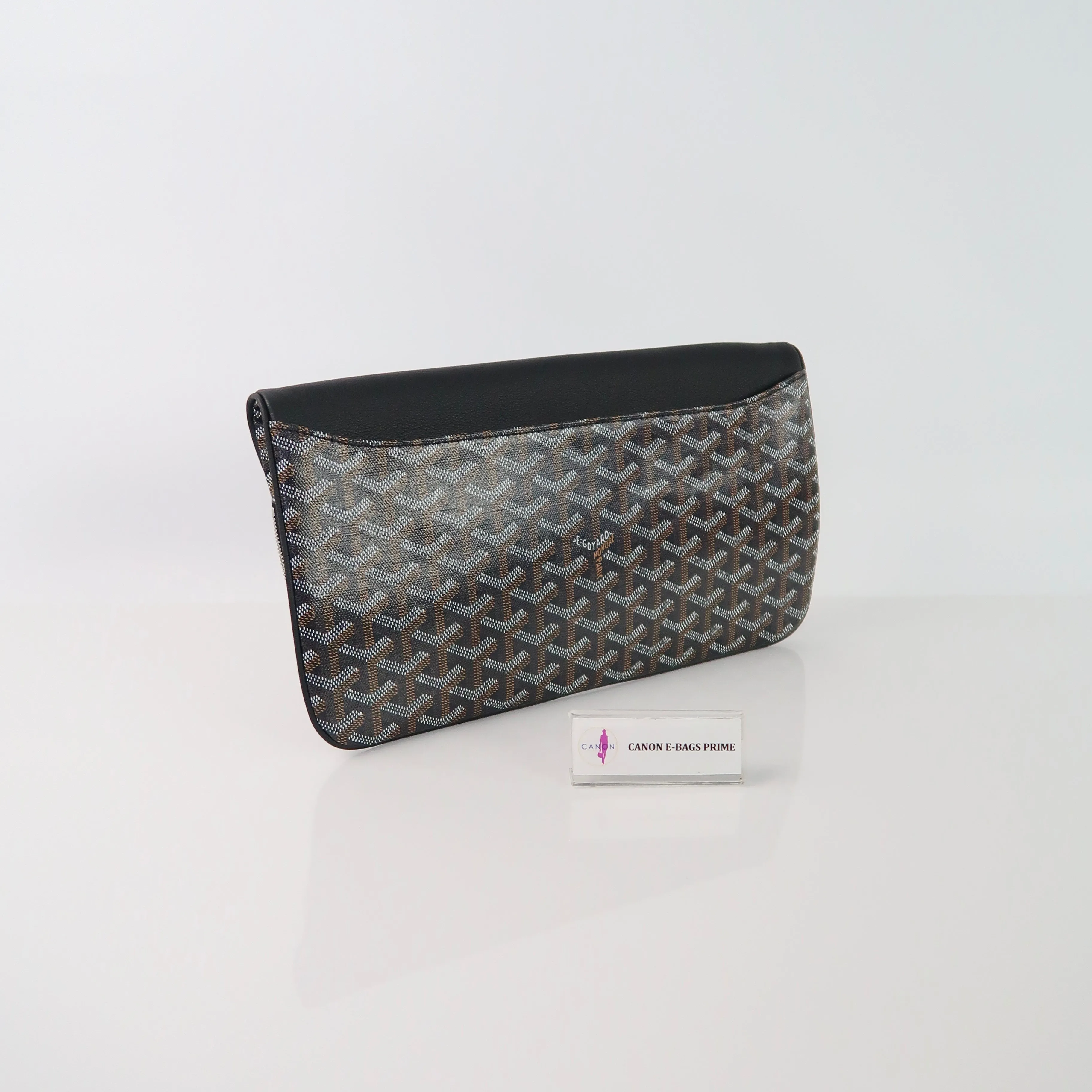 Sainte Marie Clutch