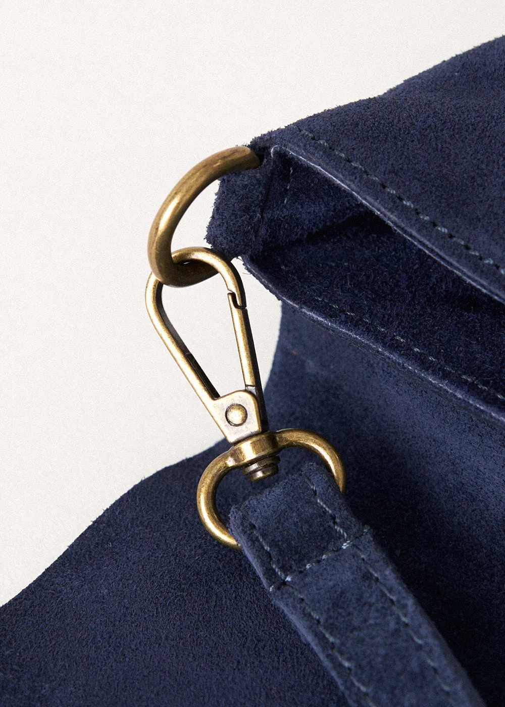 SAL SUEDE BAG - DARK BLUE