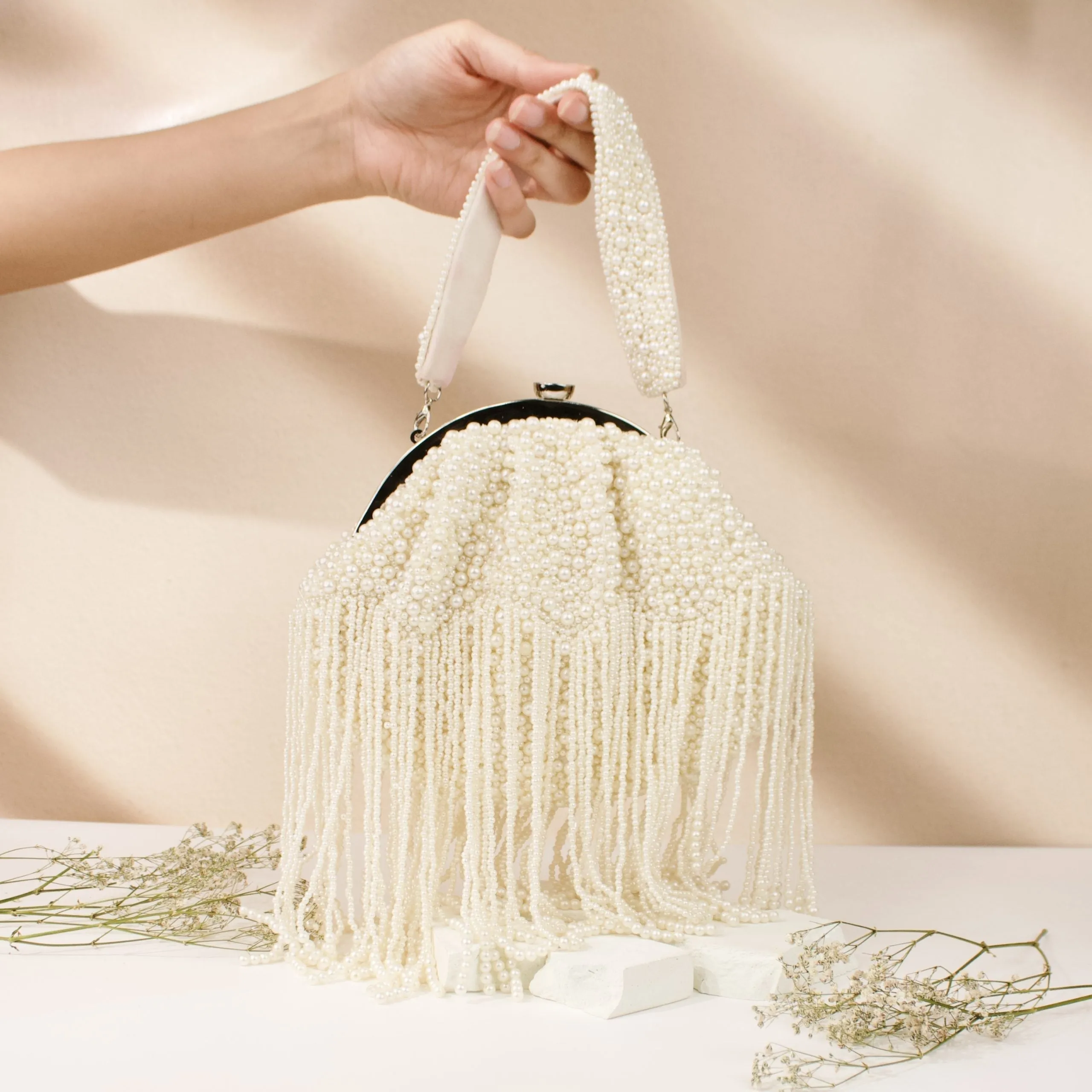 Tassel Charm Batua bag