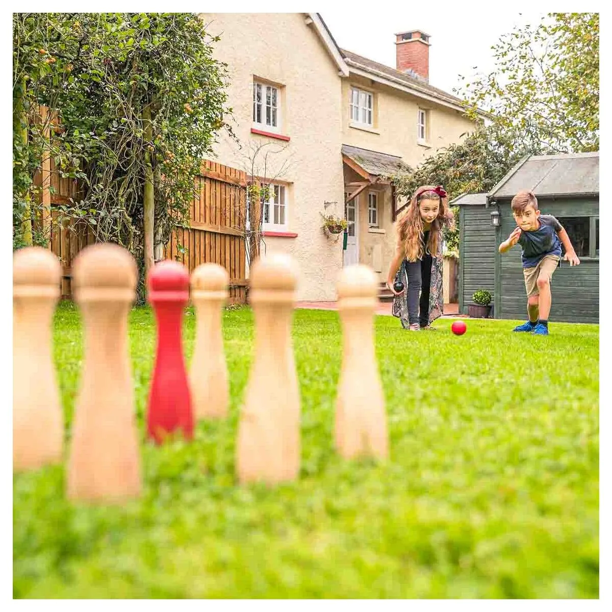 Toyrific Garden Games: Wooden Skittles