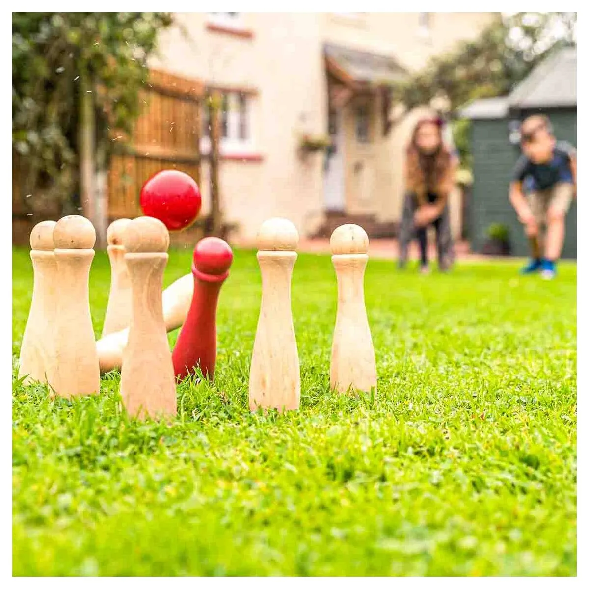 Toyrific Garden Games: Wooden Skittles